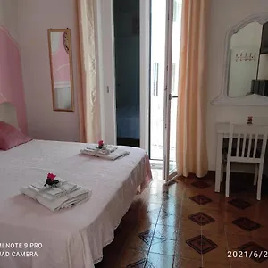 2* Pensión Enza Room's Coast